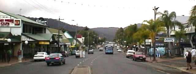 Whitsunday Transit Mercedes Benz/Bustech at Airlie Beach Strip